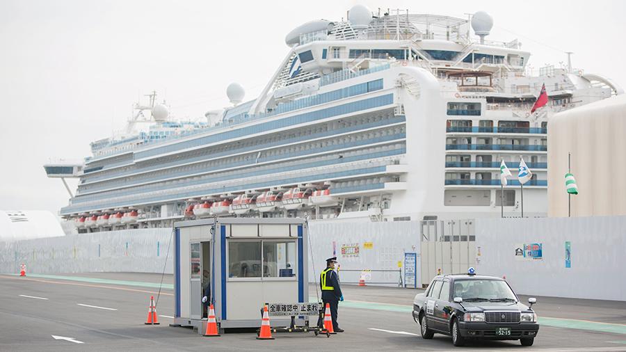 Находившийся на карантине лайнер Diamond Princess покинул Японию