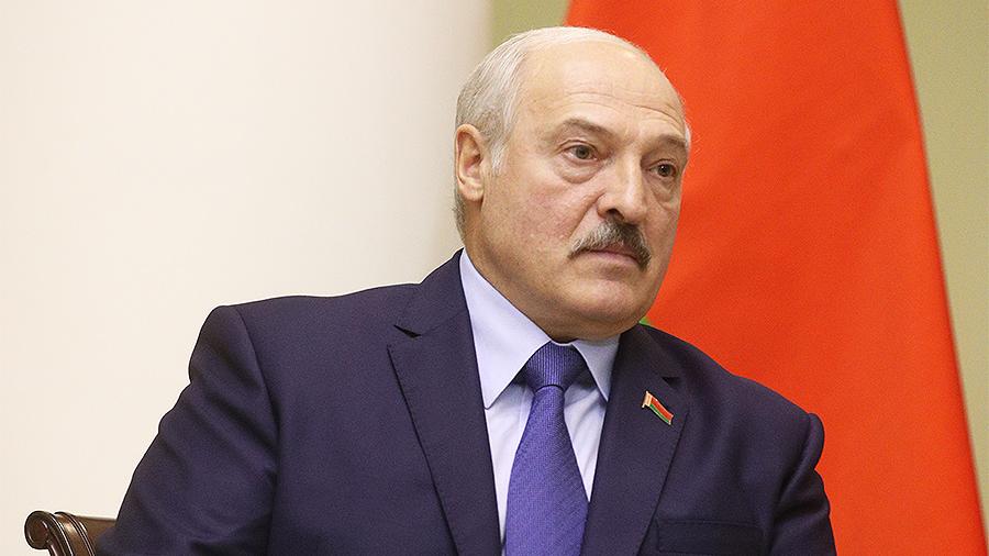 Лукашенко заявил о продолжении подготовки к празднованию 75-летия Победы