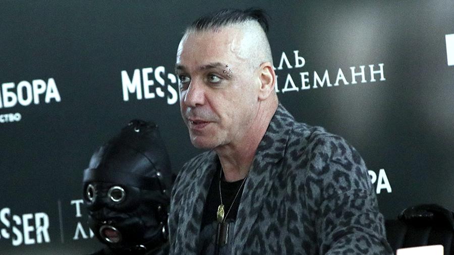 Тилль Линдеманн заявил об отсутствии способного его победить вируса