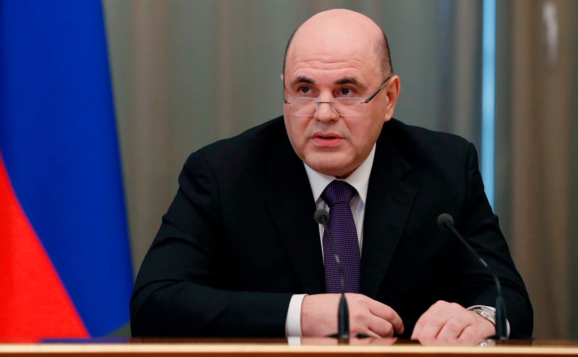 Мишустин пригрозил проверками за увольнения на фоне пандемии