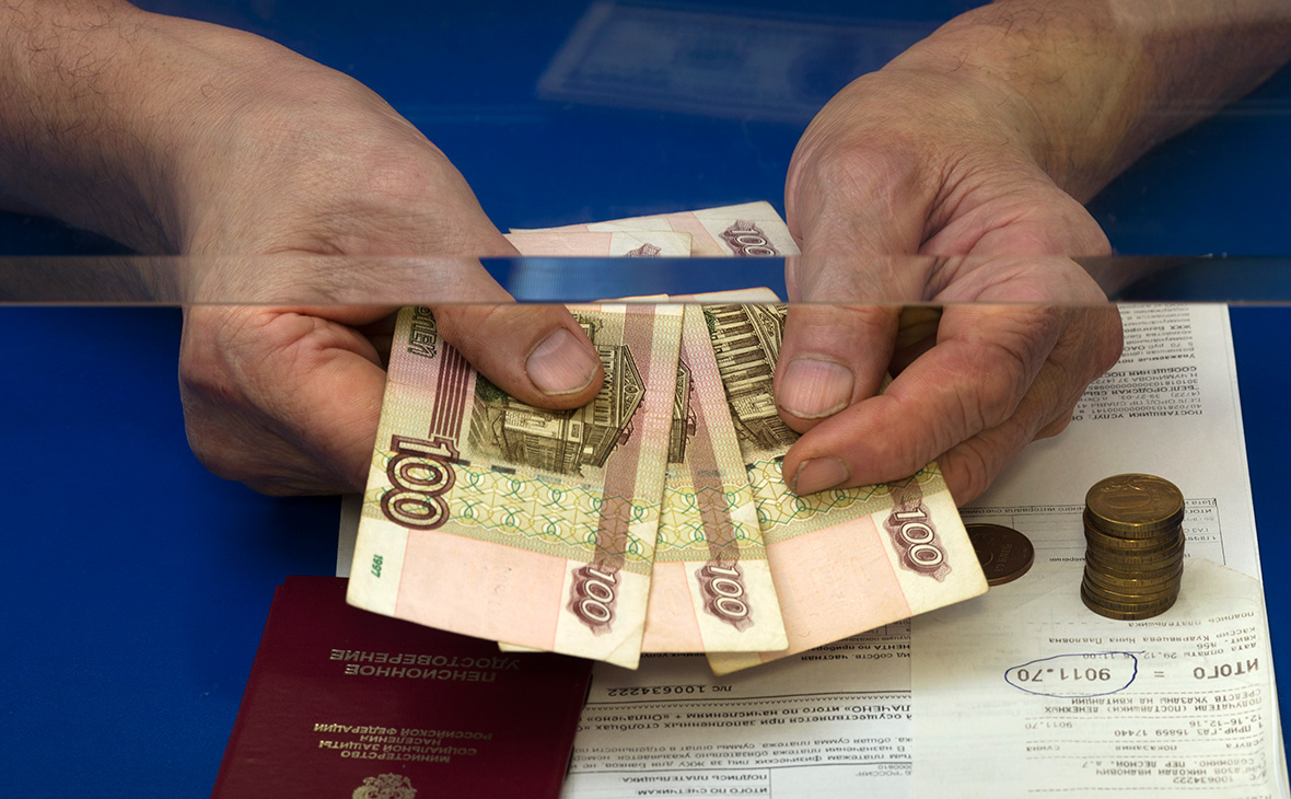 Греф посоветовал россиянам меньше пользоваться наличными деньгами