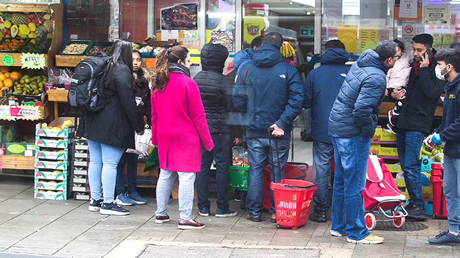 В Лондоне началось мародерство из-за коронавируса