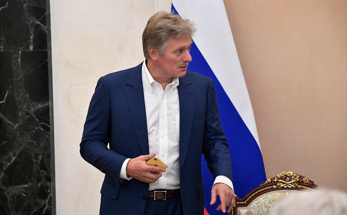 Песков опроверг сообщения о своем переходе на удаленную работу