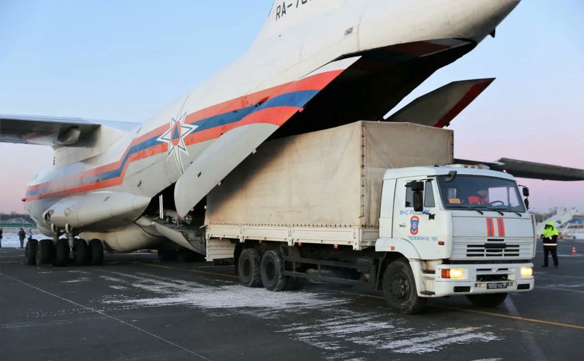 В Италию вылетел первый самолет ВКС для помощи в борьбе с вирусом