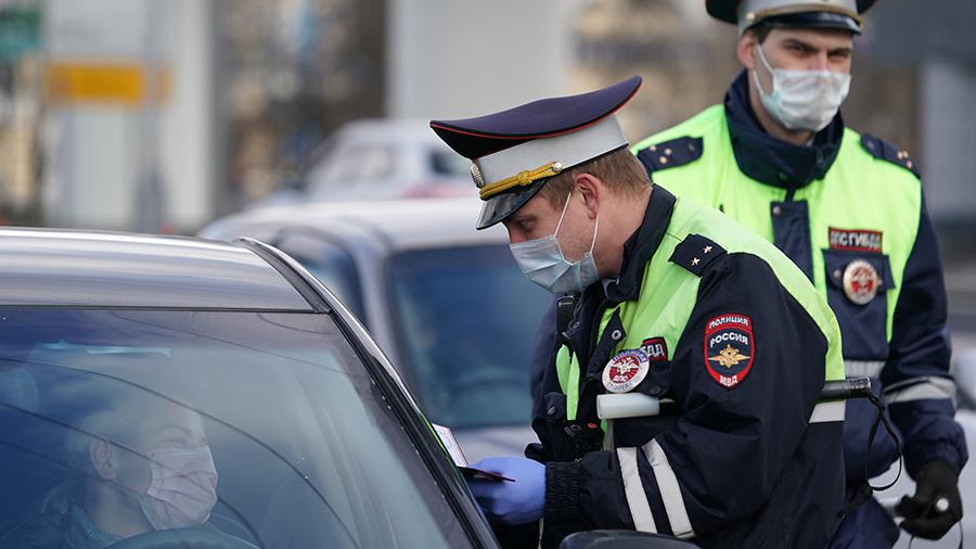 Для поездки на дачу на выходные москвичам надо оформлять два пропуска