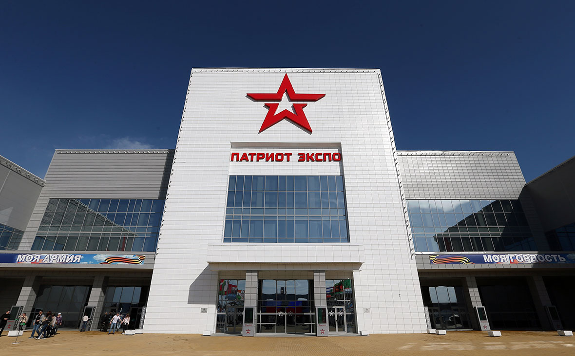 Клиники для больных COVID откроют в парке «Патриот» и «Крокус Сити Холл»