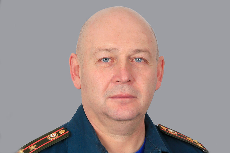 Главы двух департаментов МЧС попали в больницу с подозрением на COVID-19