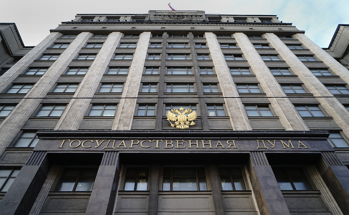 Дума приняла поправки о кредитных каникулах для граждан и малого бизнеса