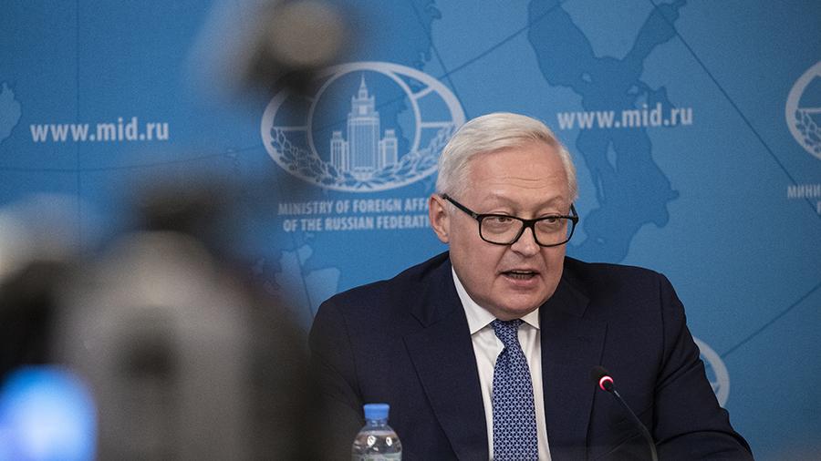 Рябков посчитал безответственным прогнозировать итоги выборов в США