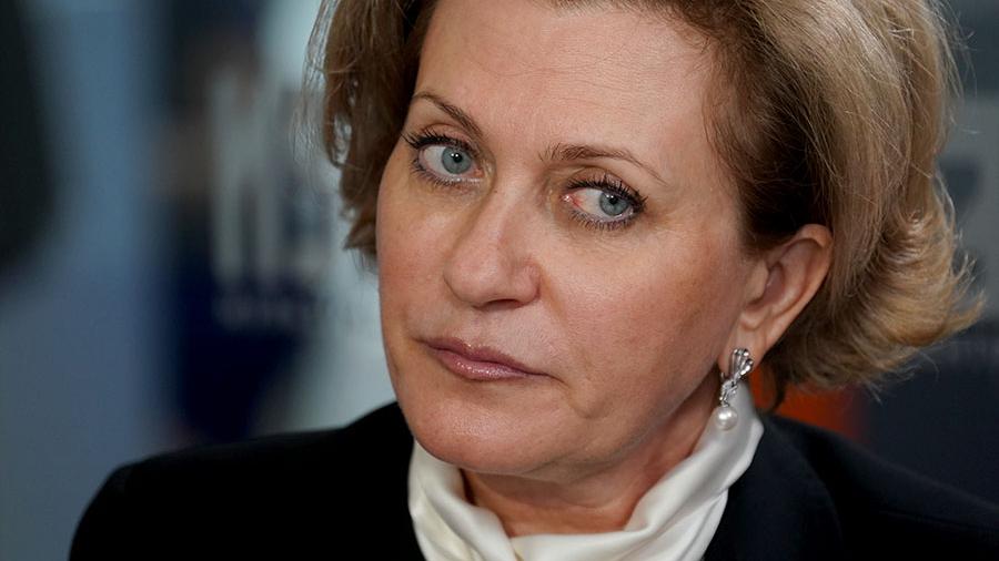 Попова назвала крайне нежелательными поездки за рубеж из-за коронавируса