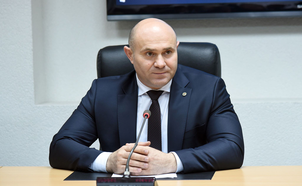 Глава МВД Молдавии сообщил о заражении коронавирусом