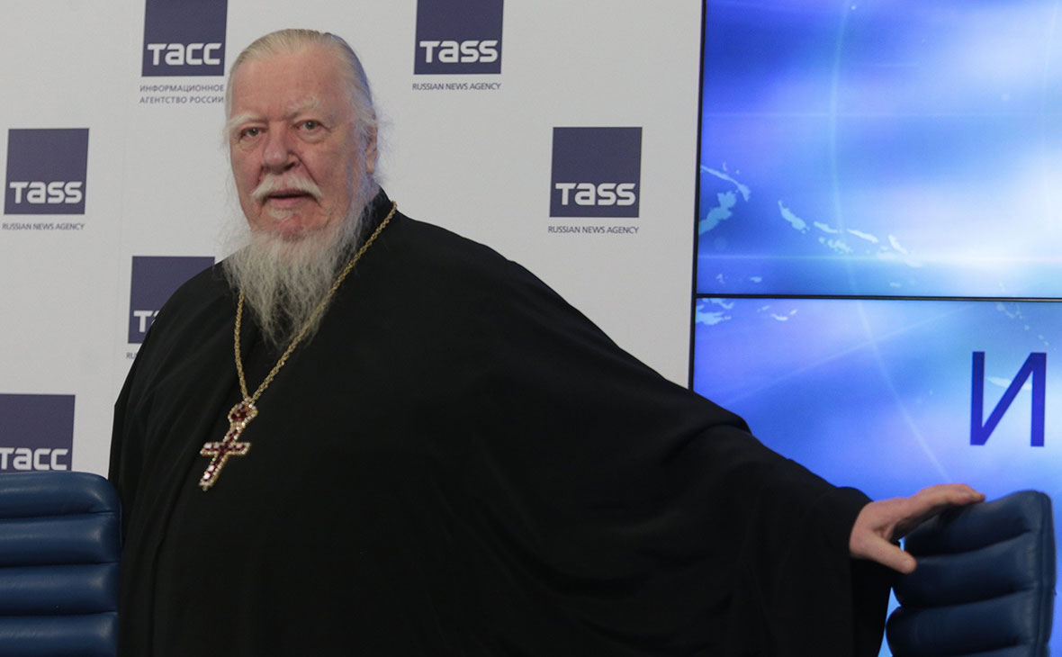 Протоиерей Смирнов выписался из больницы
