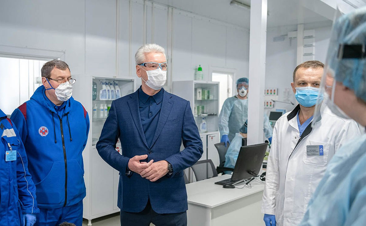 Собянин заявил о сохранении рисков до создания вакцины от COVID-19