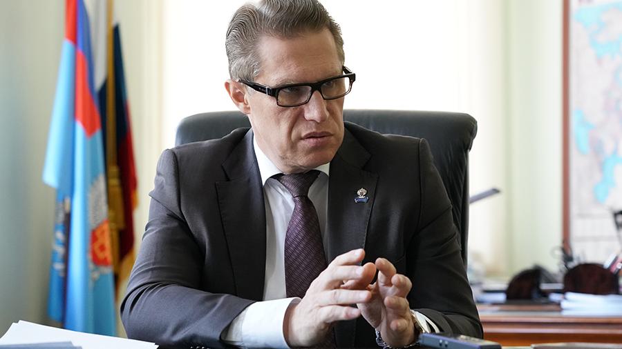 Глава Минздрава разъяснил изменения в правилах выплат надбавок медикам