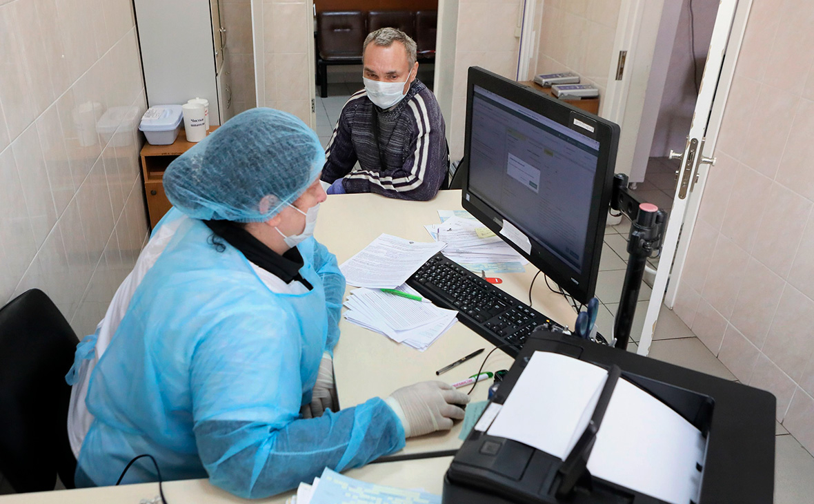 Мурашко попросил не ориентироваться на «успокаивающее» понятие плато