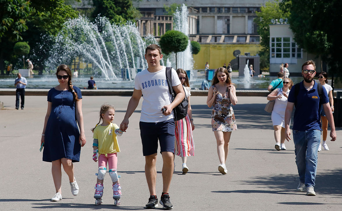 все жители москвы