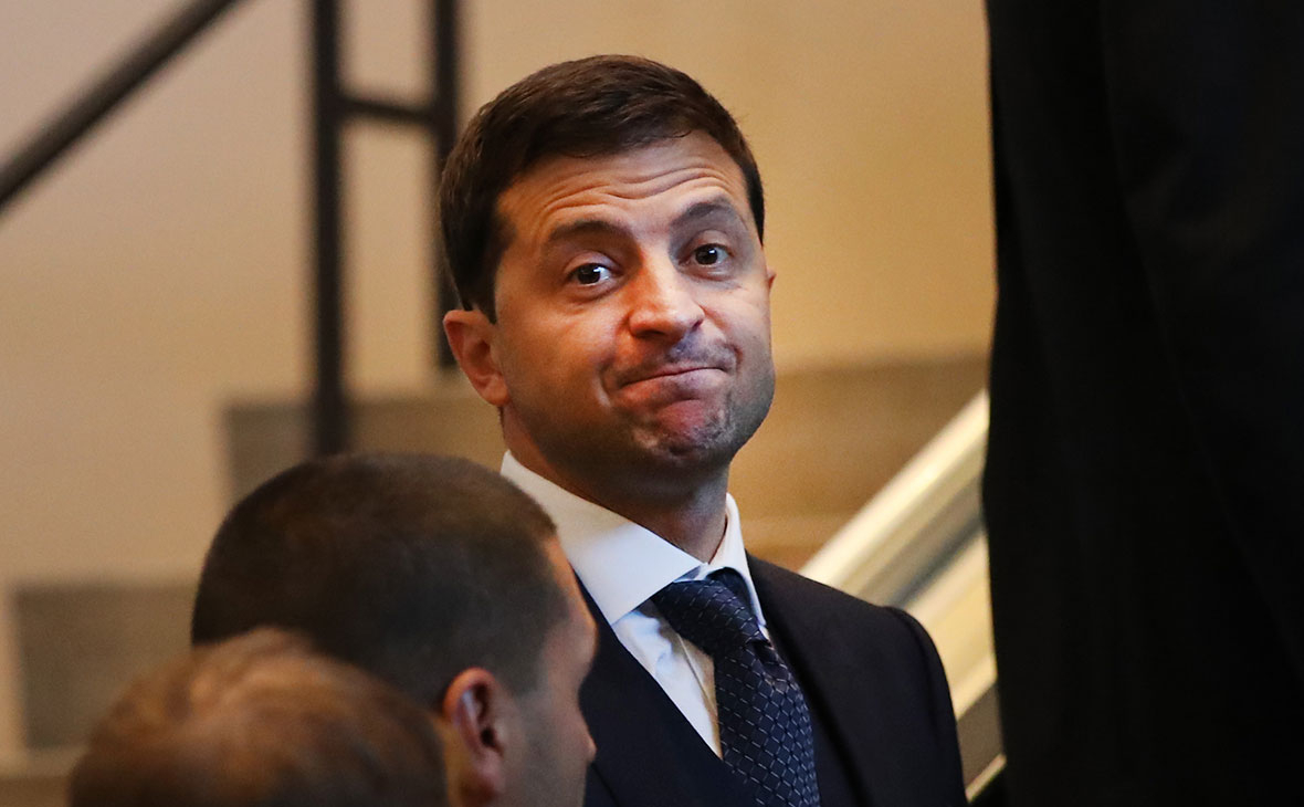 Полиция пригрозила Зеленскому штрафом за поход в кафе во время карантина