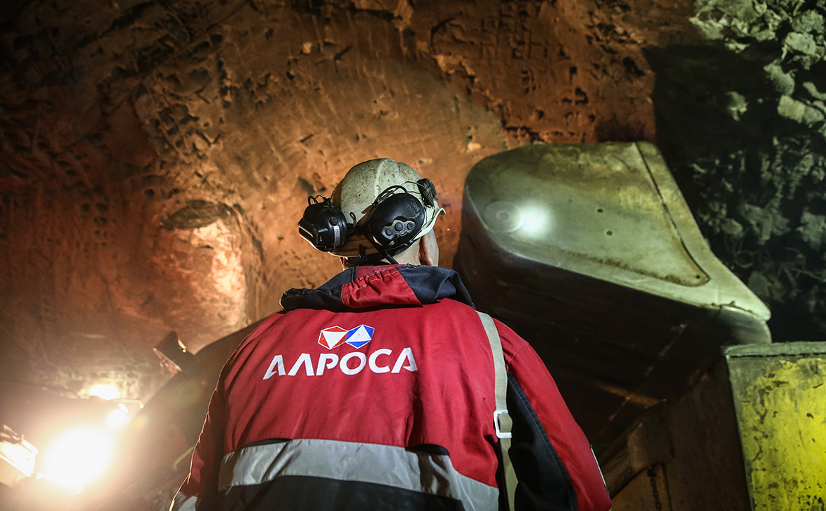 АЛРОСА остановила добычу на одном из рудников из-за вспышки коронавируса