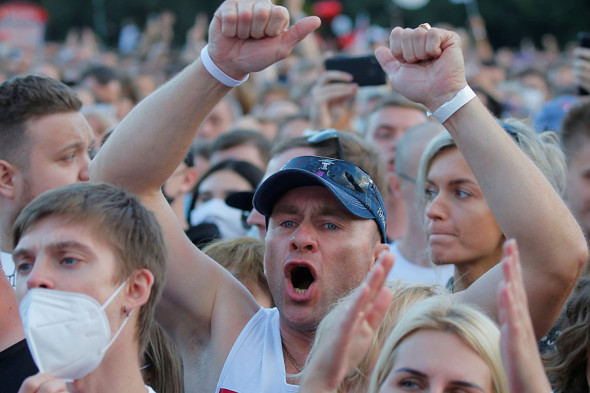 Митинг оппозиции в Белоруссии. Фотогалерея