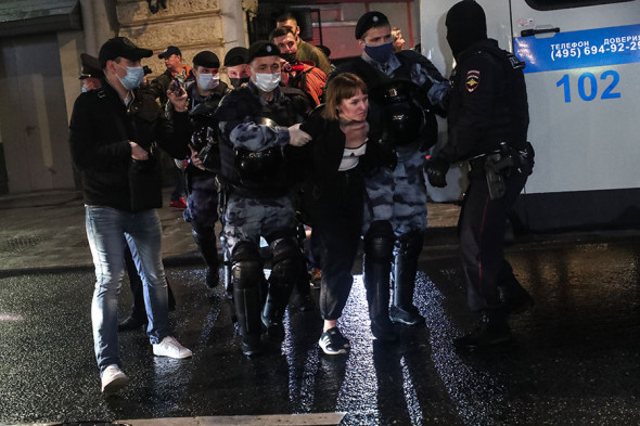 Задержания на акции против поправок в Конституцию. Фоторепортаж