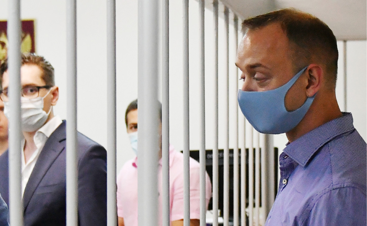 Защита раскрыла подробности подозрений в отношении Сафронова