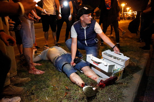 Столкновения протестующих с ОМОНом в Минске. Фоторепортаж