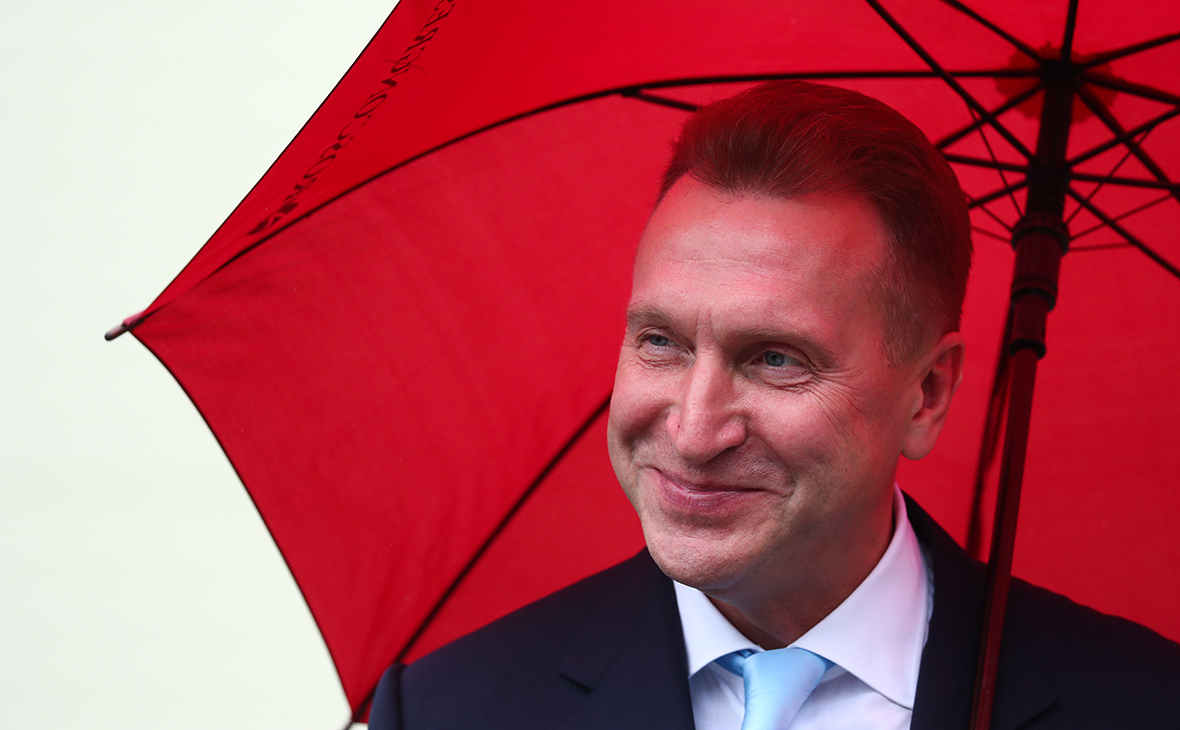 Шувалов за год увеличил доход в 2,5 раза