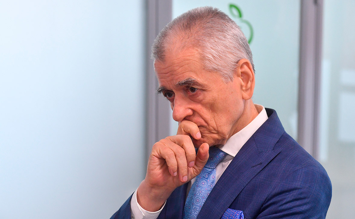 Онищенко допустил возможность одновременно заболеть COVID-19 и гриппом