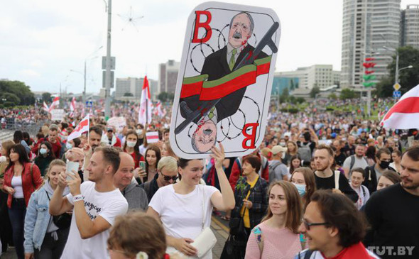 Белорусская оппозиция проводит «Марш единства». Фоторепортаж