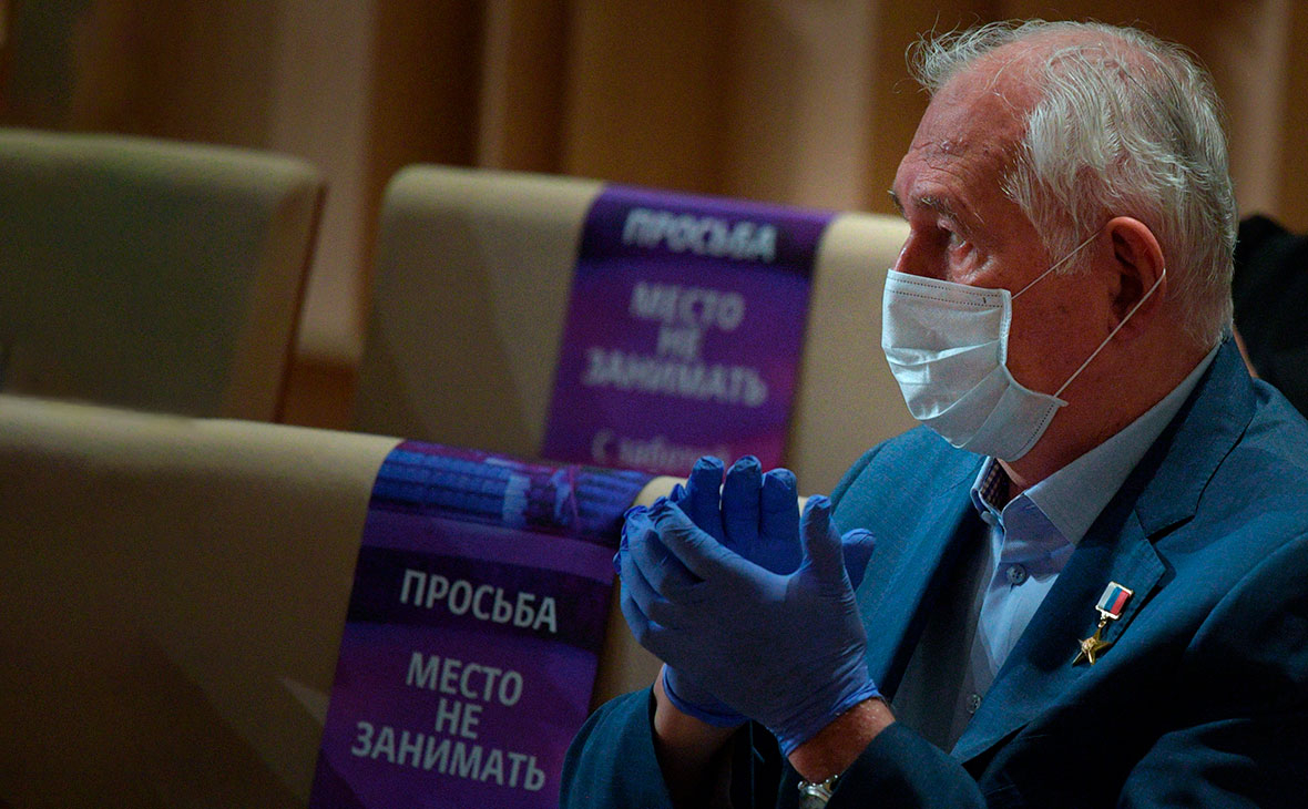 Рошаль предложил не «пугать народ» числом заболевших COVID