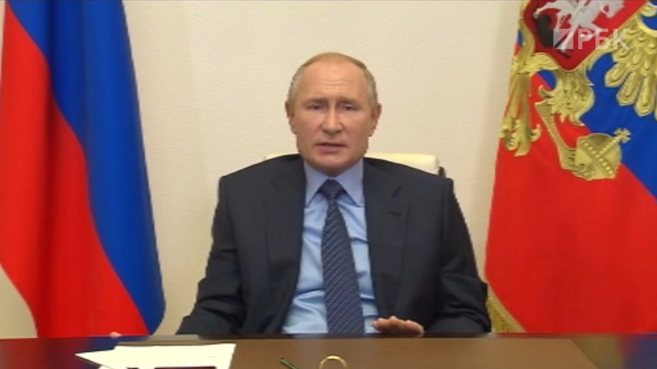 Путин попросил регионы действовать аккуратно с ограничениями из-за COVID