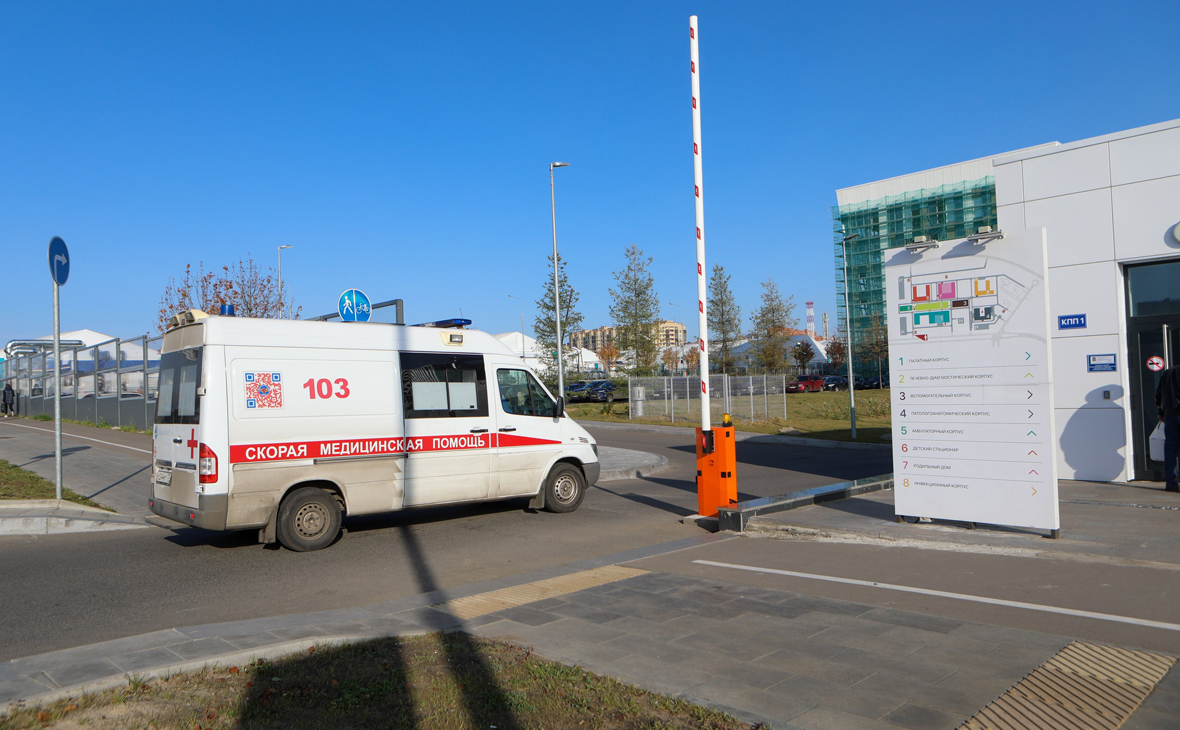 В Москве выявили свыше 4,9 тыс. новых заболевших COVID-19