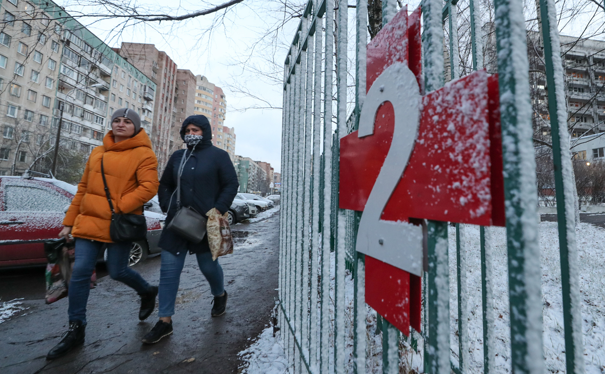 Роспотребнадзор заявил о стабилизации ситуации с COVID-19 в Петербурге