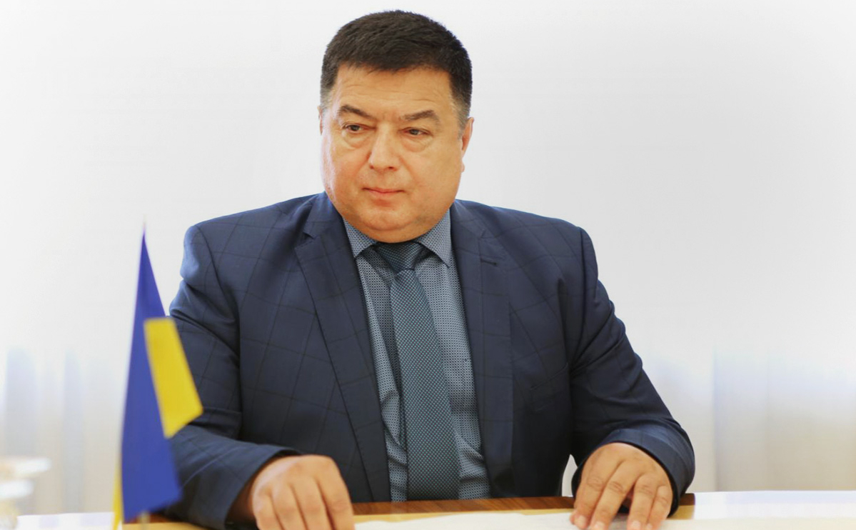 КС Украины признал незаконным указ Зеленского об отстранении его главы