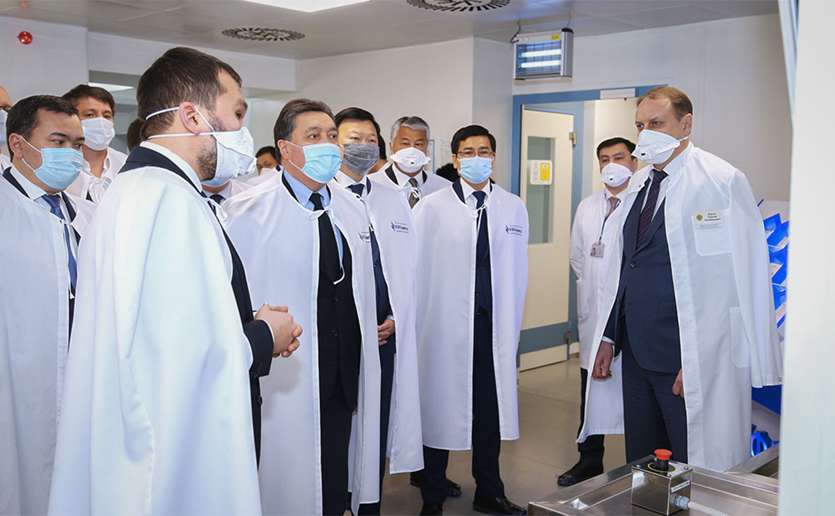 В Казахстане назвали сроки начала массовой вакцинации «Спутником V»