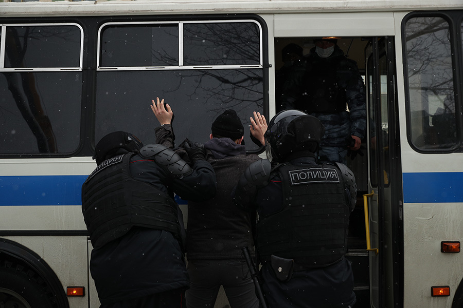 Акция протеста в поддержку Навального. Онлайн