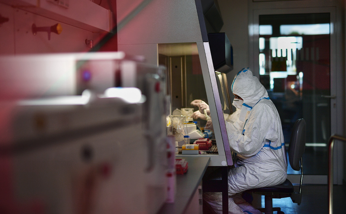 В немецкой клинике сообщили об обнаружении новой мутации коронавируса
