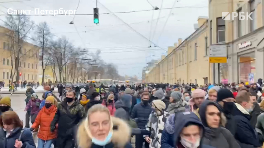 Акция протеста в поддержку Навального. Онлайн