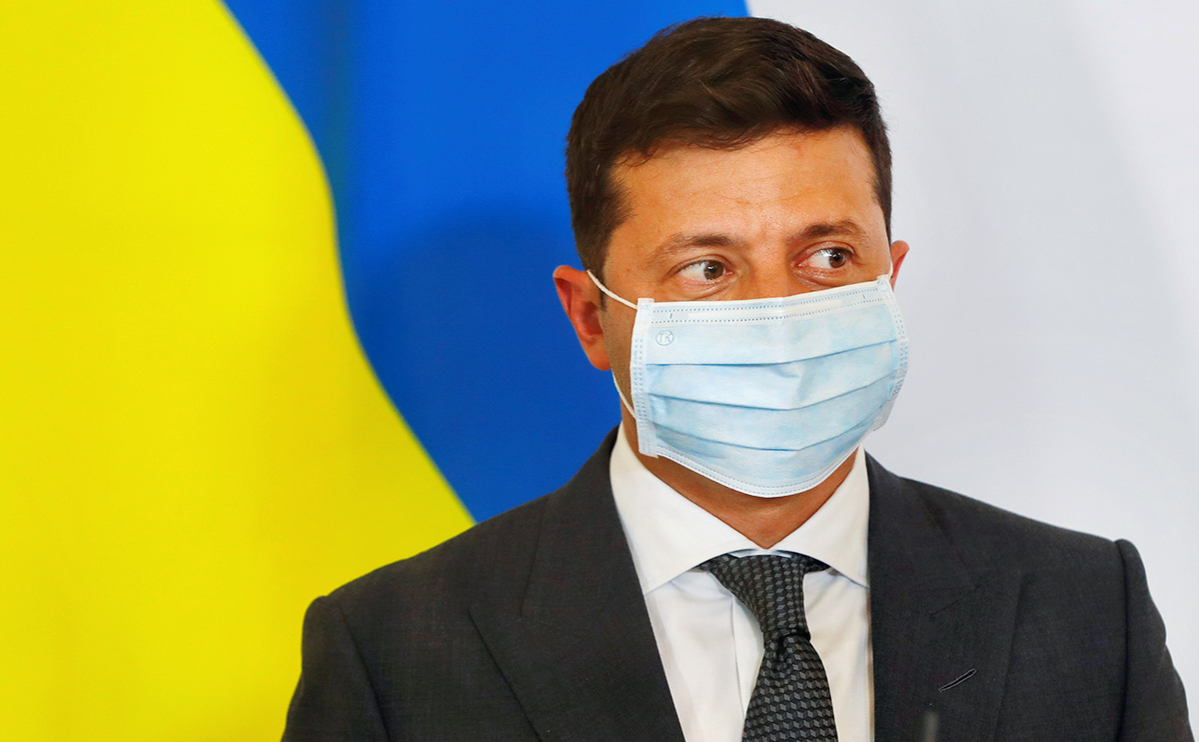 Зеленский пообещал бесплатную вакцинацию от коронавируса на Украине