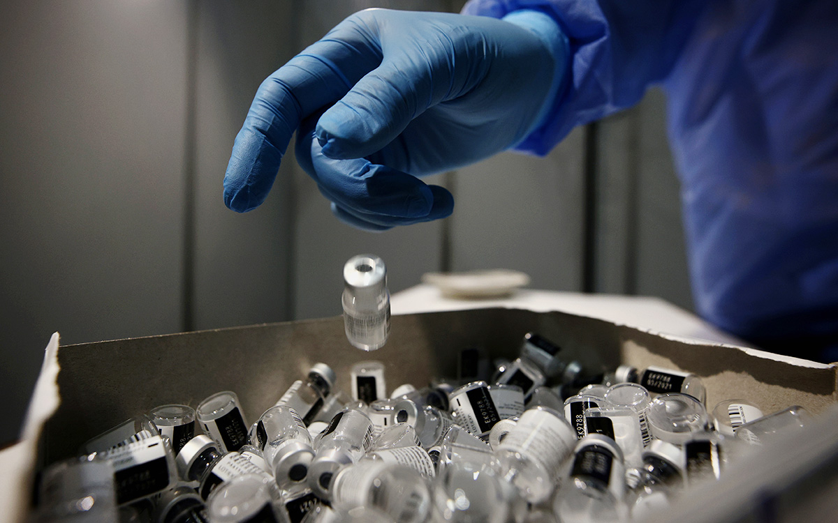 Pfizer подала документы для регистрации вакцины от COVID-19 на Украине