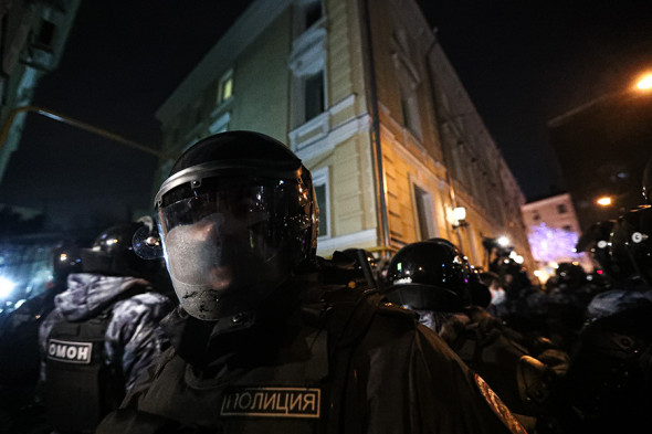 Задержания в Москве после решения суда по делу Навального. Фоторепортаж