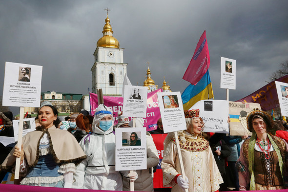 Акции на 8 Марта в разных странах. Фоторепортаж