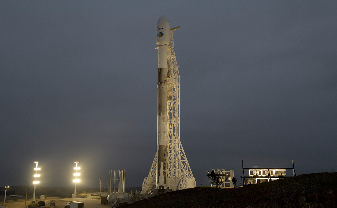 SpaceX снова отложила запуск ракеты Falcon 9 со спутниками Starlink