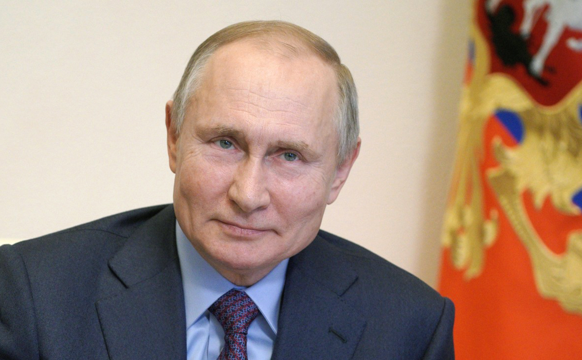 Песков заявил об отсутствии побочных эффектов у Путина после вакцинации