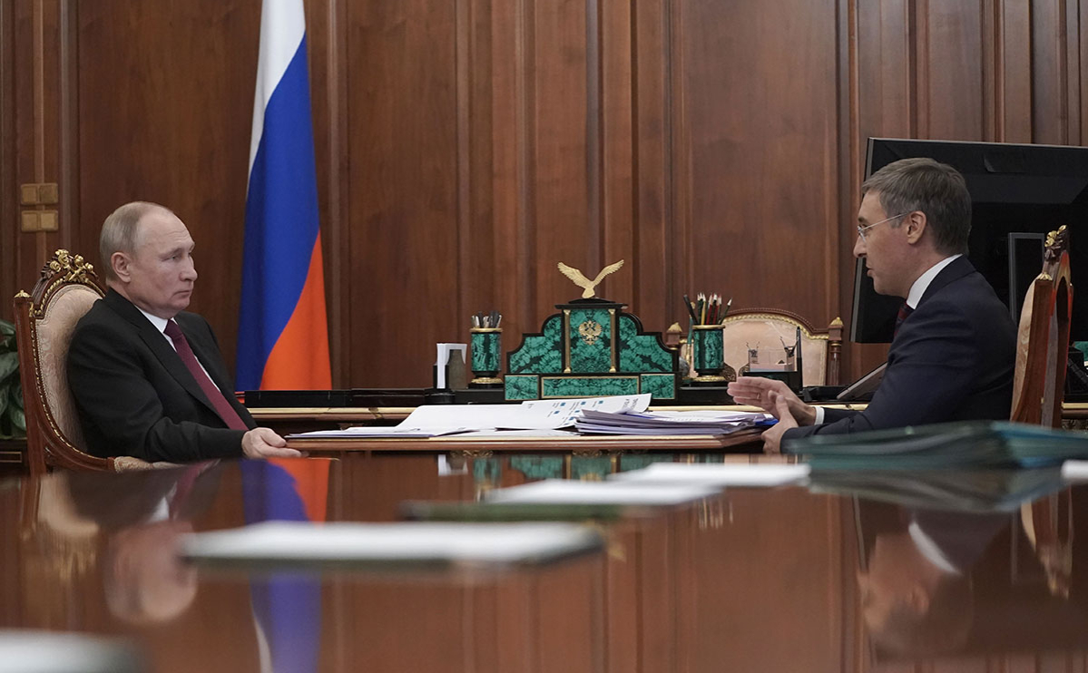 Путин одобрил идею закрепить правовой статус начинающих ученых