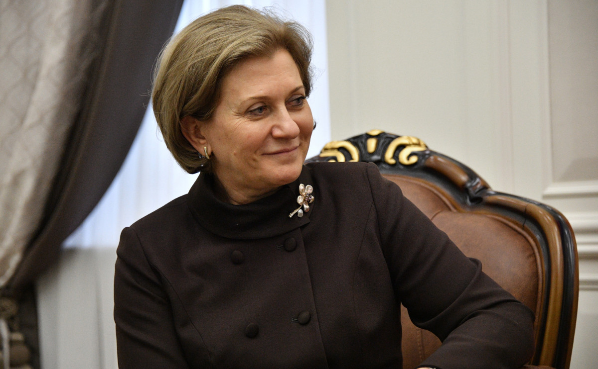 Попова не увидела оснований для ограничений на передвижения внутри России