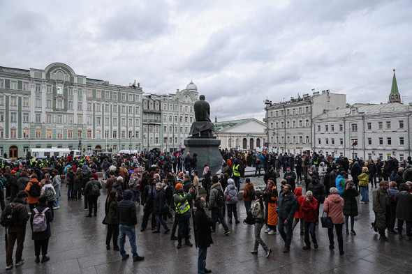 Акция в поддержку Навального в Москве. Фоторепортаж
