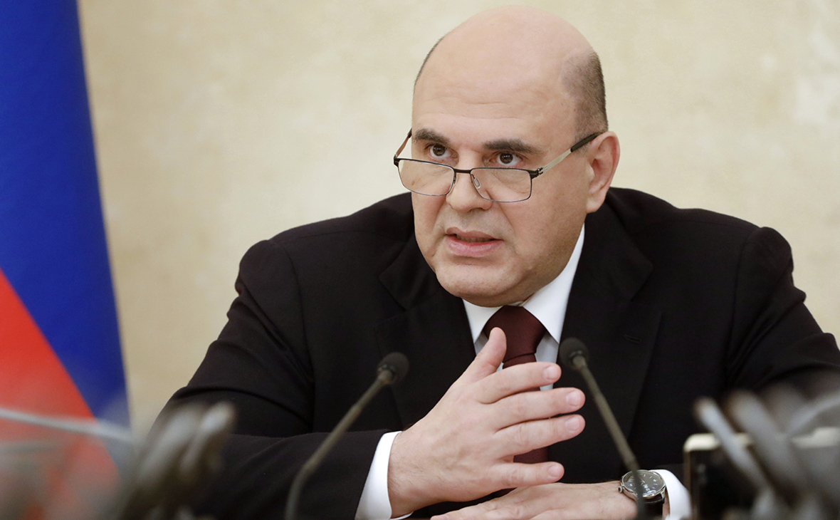 Мишустин потребовал прекратить отказы в прививке из-за нехватки вакцин
