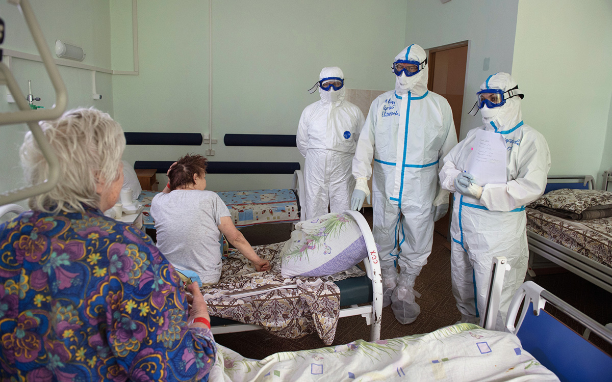 Вирусологи оценили риск заражения переболевших COVID-19 «черным грибком»