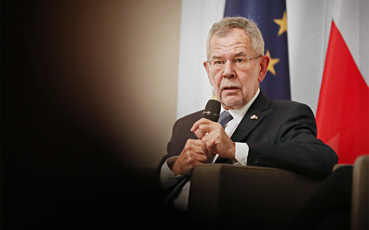 Президент Австрии заявил о нежелании ЕС быть колонией России, США и Китая